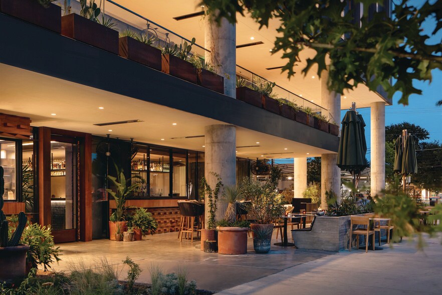 More Photos Of 44 East Ave, Austin Apartments For Sale