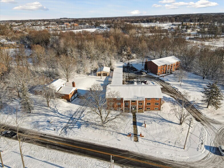 More Photos Of 4415-4425 Hull Rd, Leslie Apartments For Sale