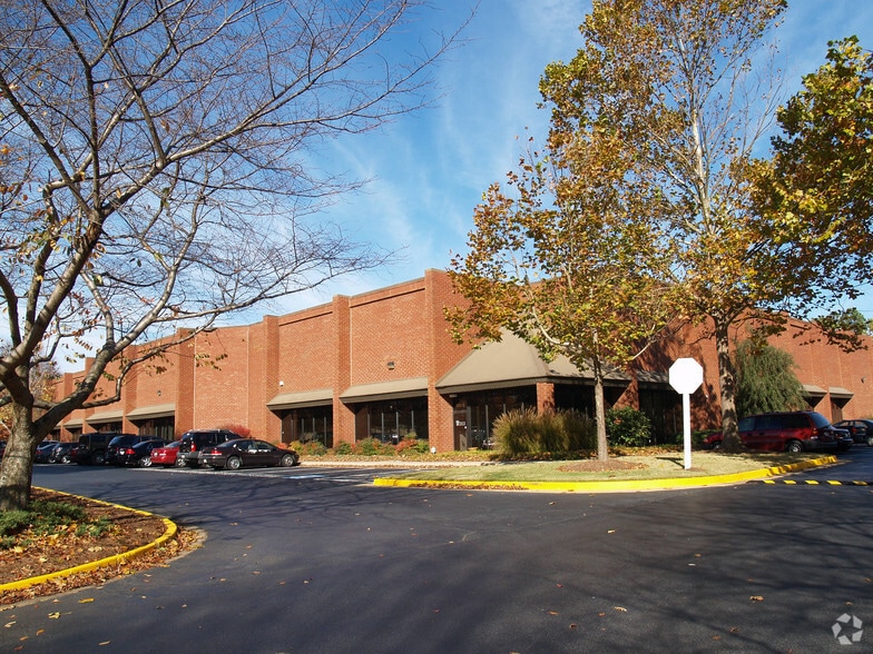 More Photos Of 150 Hembree Park Dr, Roswell Unknown For Lease