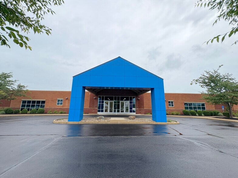 More Photos Of 100 Campus Loop Rd, Middletown Medical For Lease