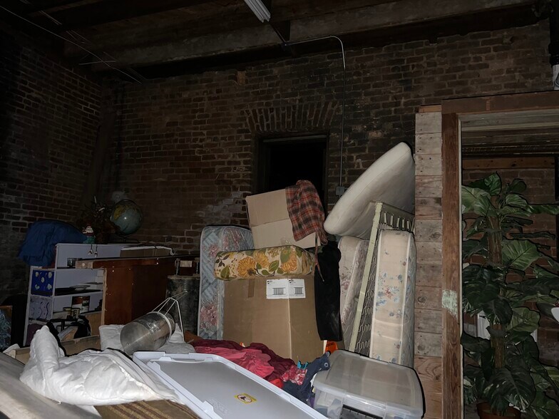 More Photos Of 79 E Main St, Buford Storefront For Sale