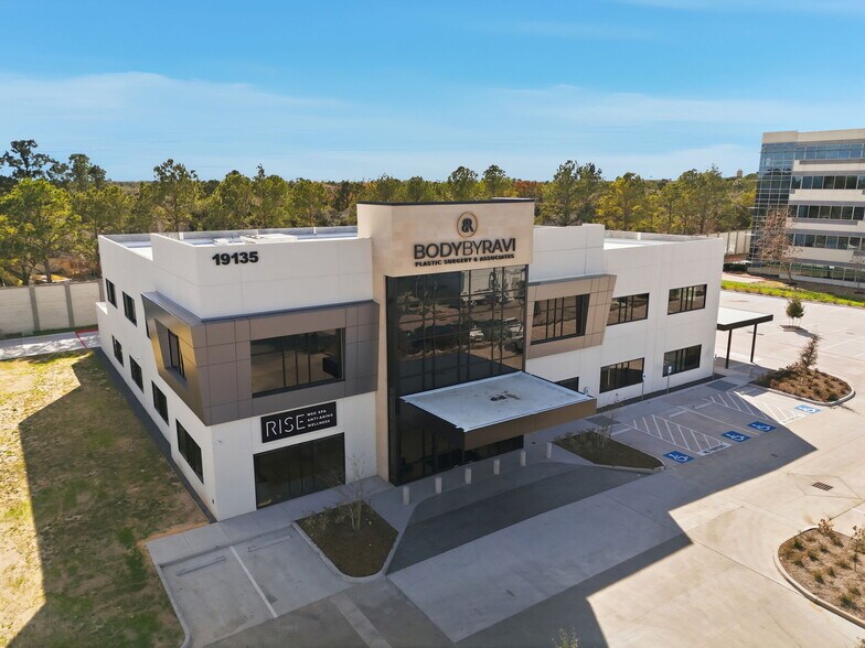 More Photos Of 19135 Katy fwy, Houston Medical For Lease