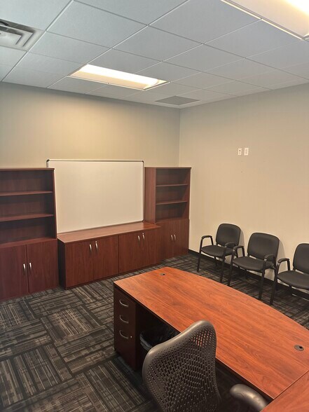 More Photos Of 640 Pierce Blvd, O'Fallon Medical For Sale