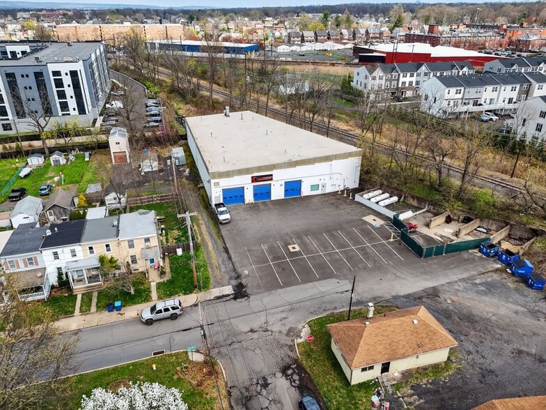 More Photos Of 101 E Blaine St, Lansdale Auto Repair For Sale