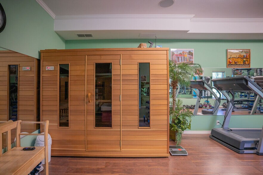 More Photos Of 455 Division St, Fairbanks Specialty For Sale