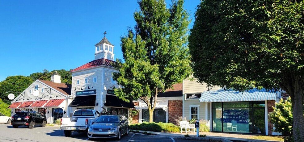 More Photos Of 345-215 W Main St, Leola Storefront Retail Office For Lease