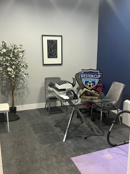 More Photos Of 2830 W State Road 84, Fort Lauderdale Flex For Sale