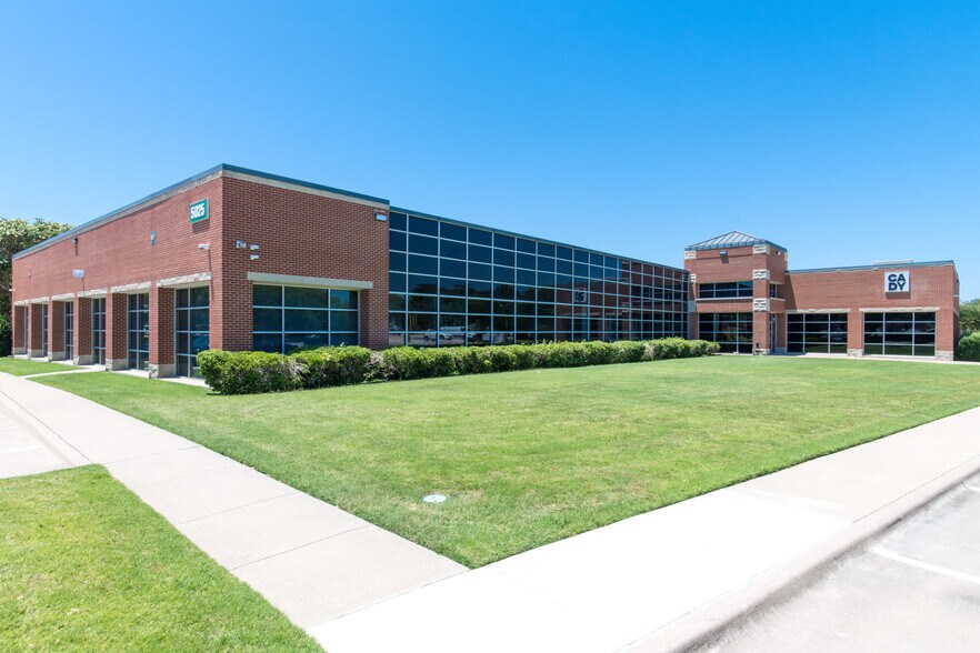 More Photos Of 5025 W Park Blvd, Plano Office For Sale