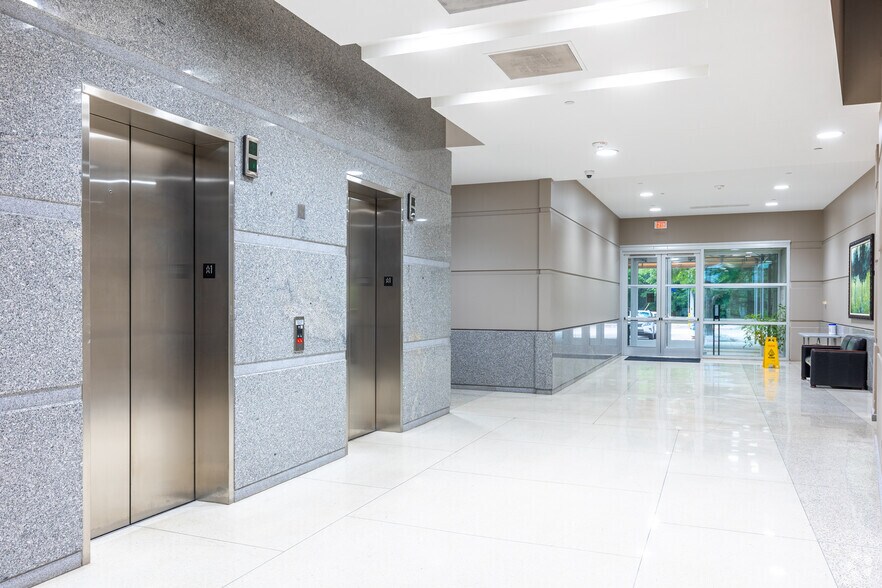 More Photos Of 1025 S Central Expy, Allen Office For Lease