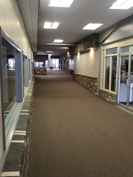 More Photos Of 204-212 E King St, Shippensburg Apartments For Lease