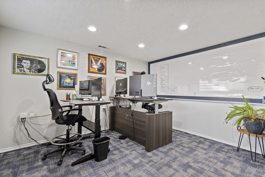 More Photos Of 124 E Pine Ave, Meridian Office For Sale