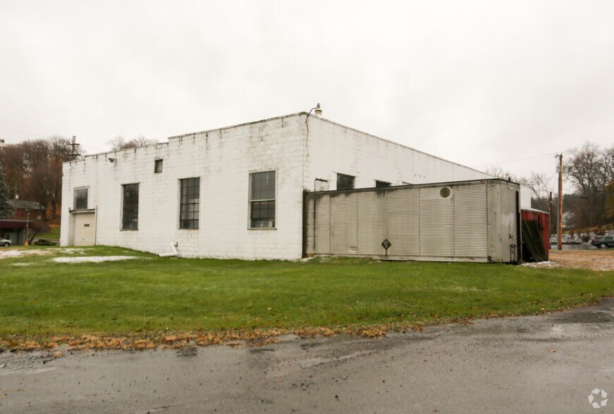 More Photos Of 12 W Main St, Sharpsville Auto Dealership For Sale
