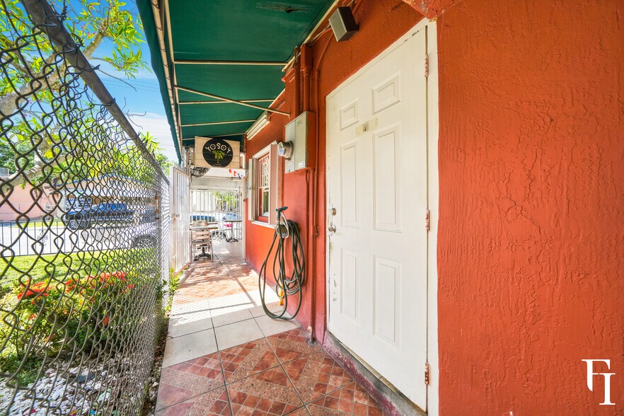 More Photos Of 1353 SW 1st St, Miami Storefront Retail Residential For Sale