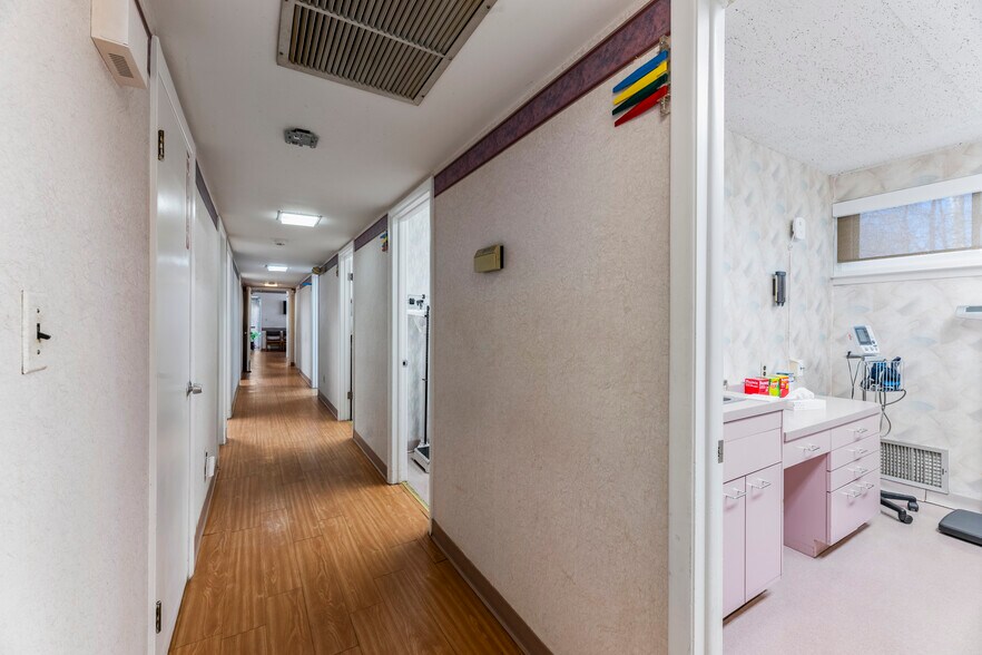 More Photos Of 123 Dunhams Corner Rd, East Brunswick Medical For Sale