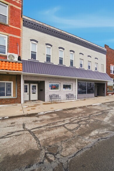 More Photos Of 110 W Main St, Deshler Storefront For Sale