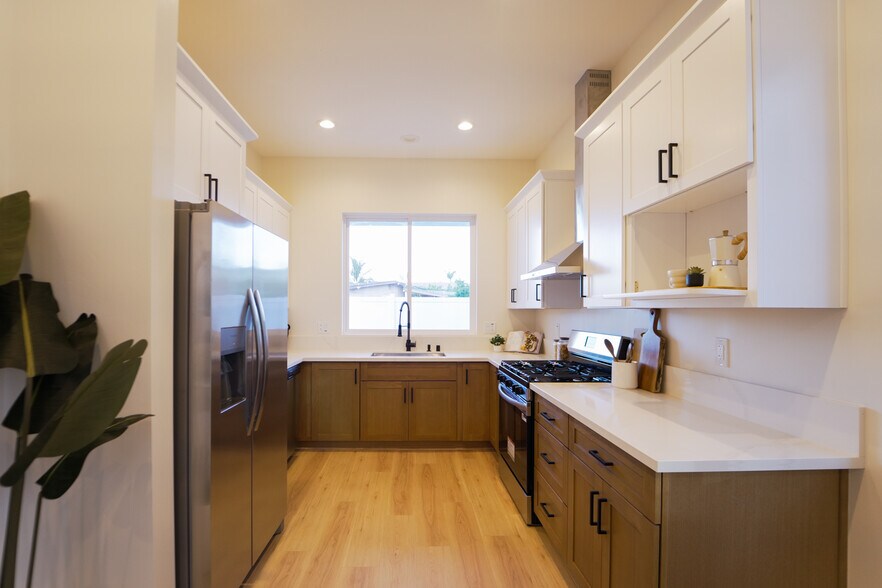 More Photos Of 630 N Juniper St, Escondido Apartments For Sale