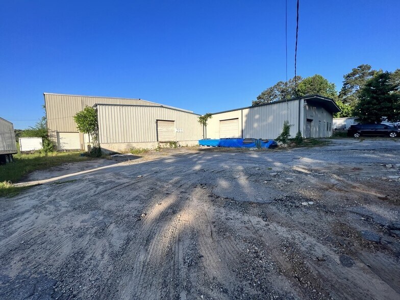 More Photos Of 5259 N Lake Dr, Morrow Warehouse For Lease
