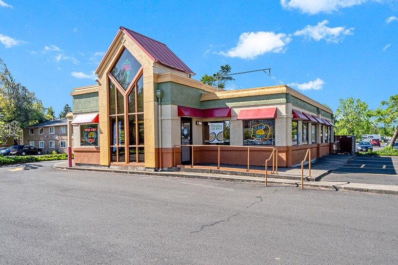 More Photos Of 200 Gateway Blvd, Cottage Grove Unknown For Lease