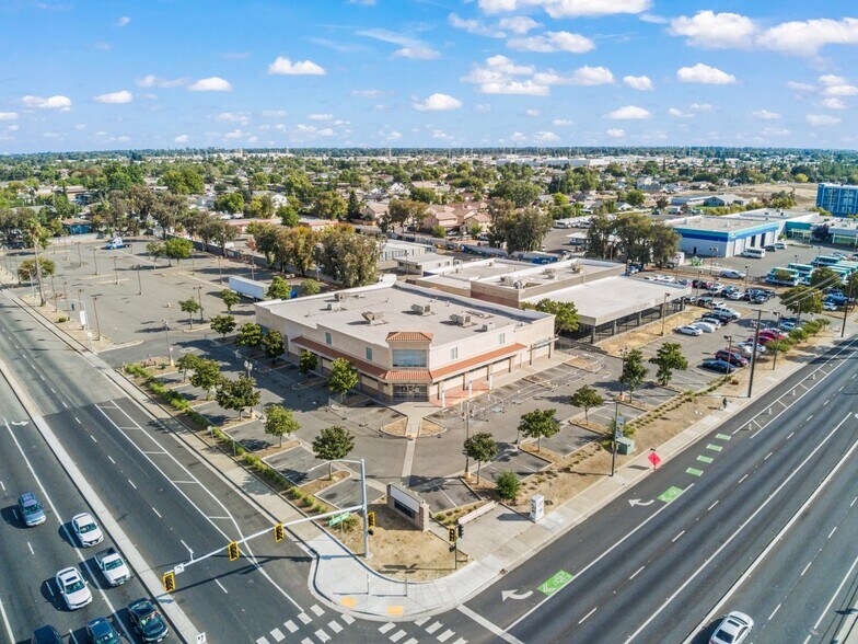 Primary Photo Of 7155 24th St, Sacramento Drugstore For Sale