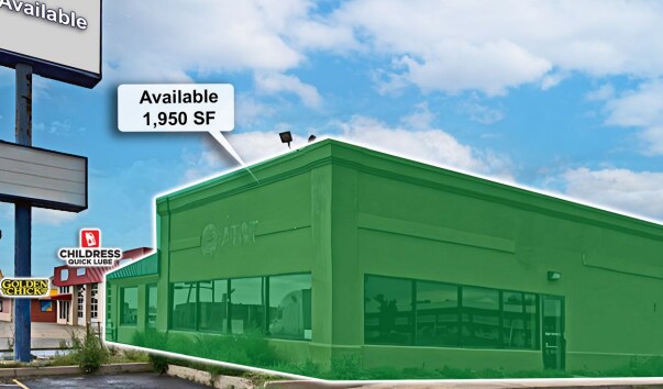 More Photos Of 1902 Avenue F NW, Childress Storefront For Lease