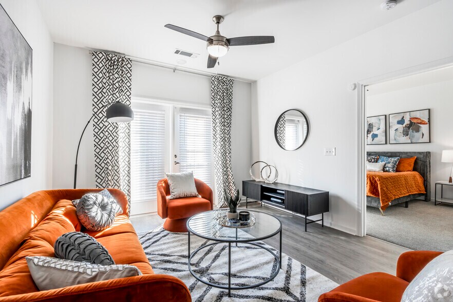 More Photos Of 10615 Steele Creek Rd, Charlotte Apartments For Sale