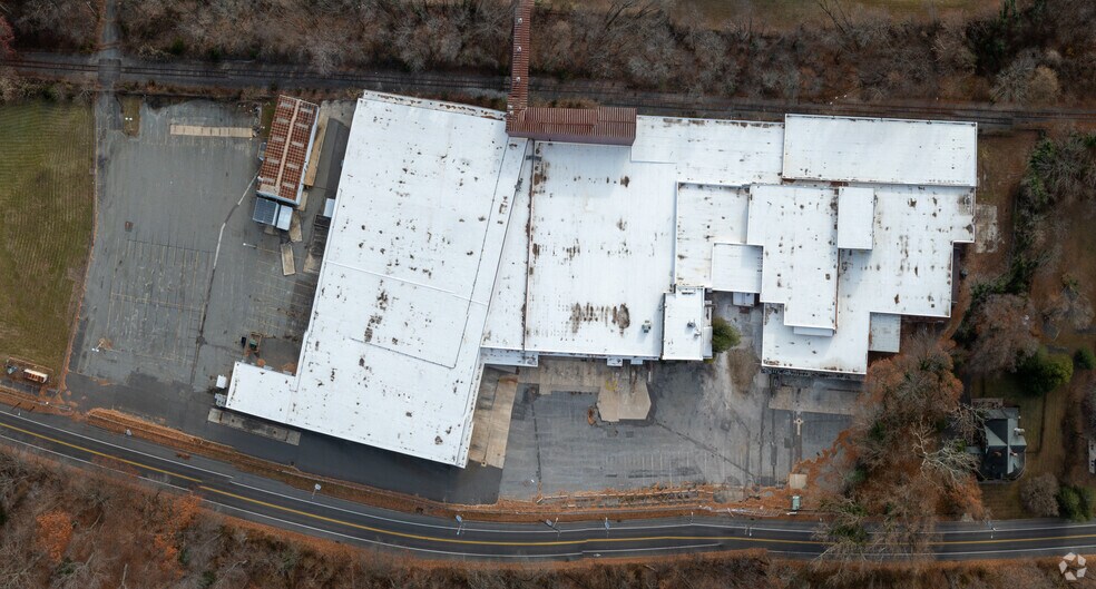 More Photos Of 104 E Park St, Bordentown Warehouse For Sale