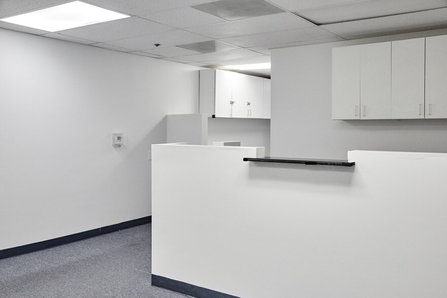 More Photos Of 5000 W Sunset Blvd, Los Angeles Medical For Lease