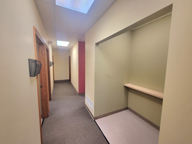 More Photos Of 11376 Broadway, Crown Point Office For Sale