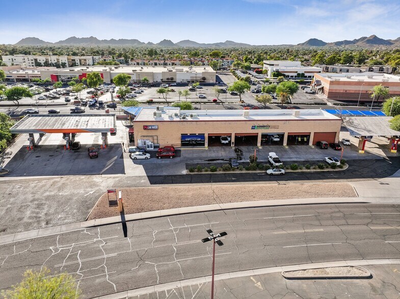 More Photos Of 12621 N Paradise Village Pky W, Phoenix Service Station For Sale