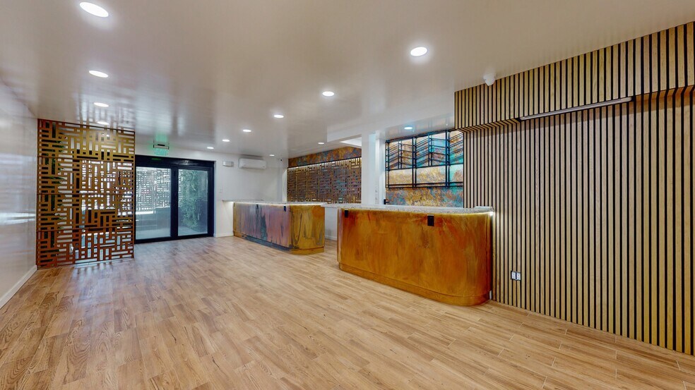 More Photos Of 2150 Fifth Ave, New York Storefront Retail Office For Sale