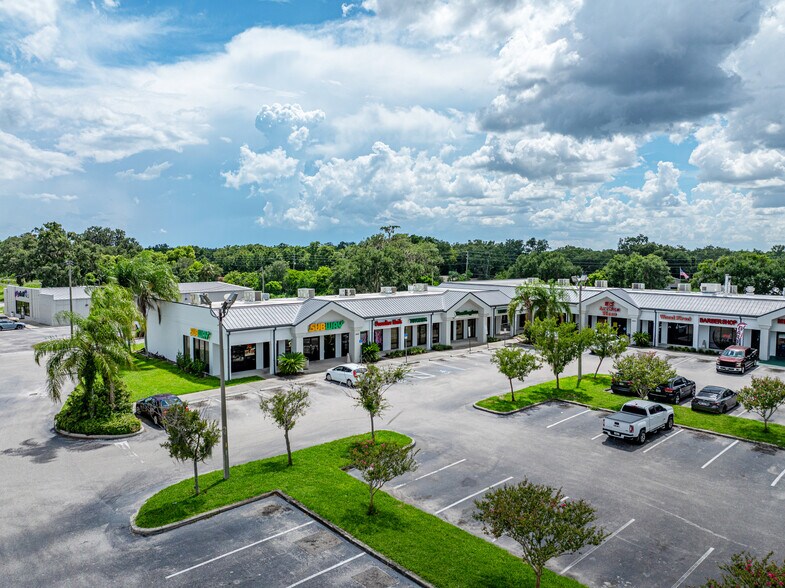 More Photos Of 6645 S Florida Ave, Lakeland Storefront For Sale