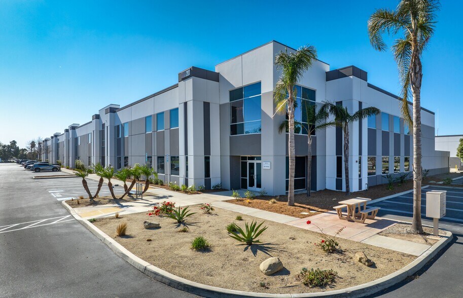 More Photos Of 201 Rice Ave, Oxnard Unknown For Lease