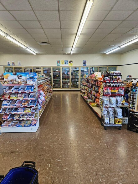 More Photos Of 6302 NW Cache Rd, Lawton Convenience Store For Sale