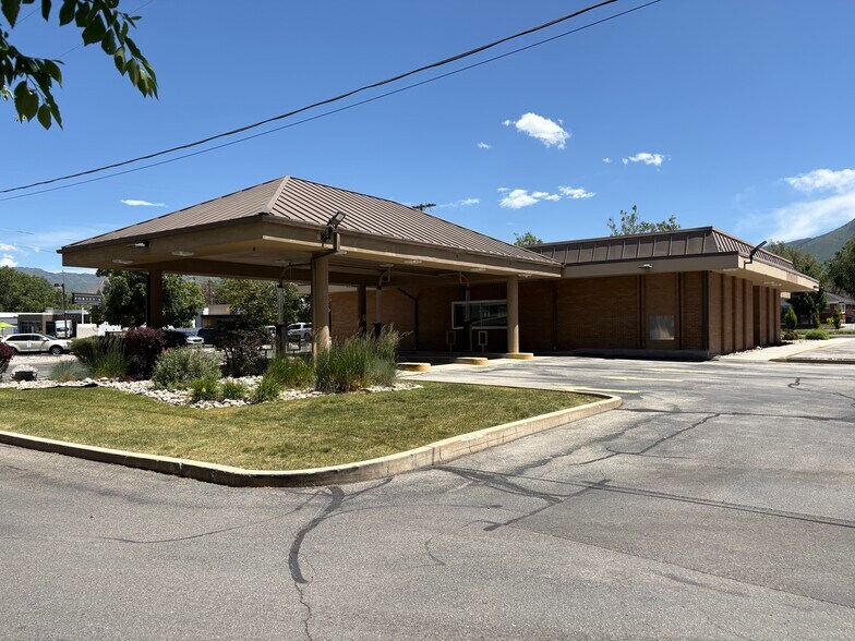 Primary Photo Of 3020 Highland Dr, Salt Lake City Bank For Sale