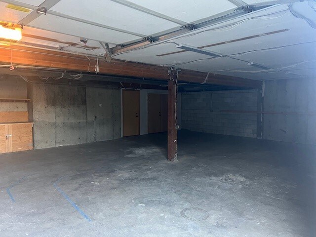 More Photos Of 6016-6026 204th St SW, Lynnwood Flex For Lease