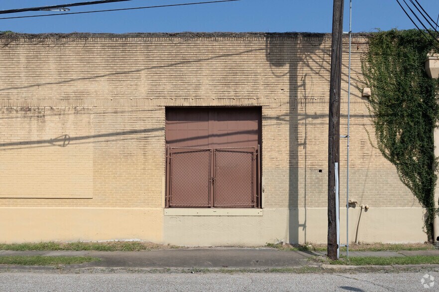 More Photos Of 110 Milby St, Houston Warehouse For Sale