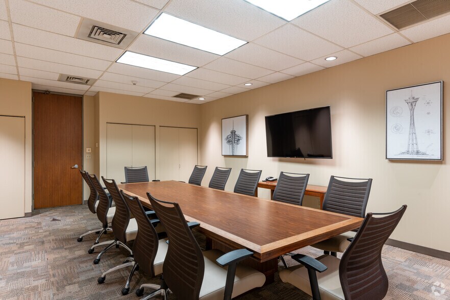 More Photos Of 2200 6th Ave, Seattle Office For Lease