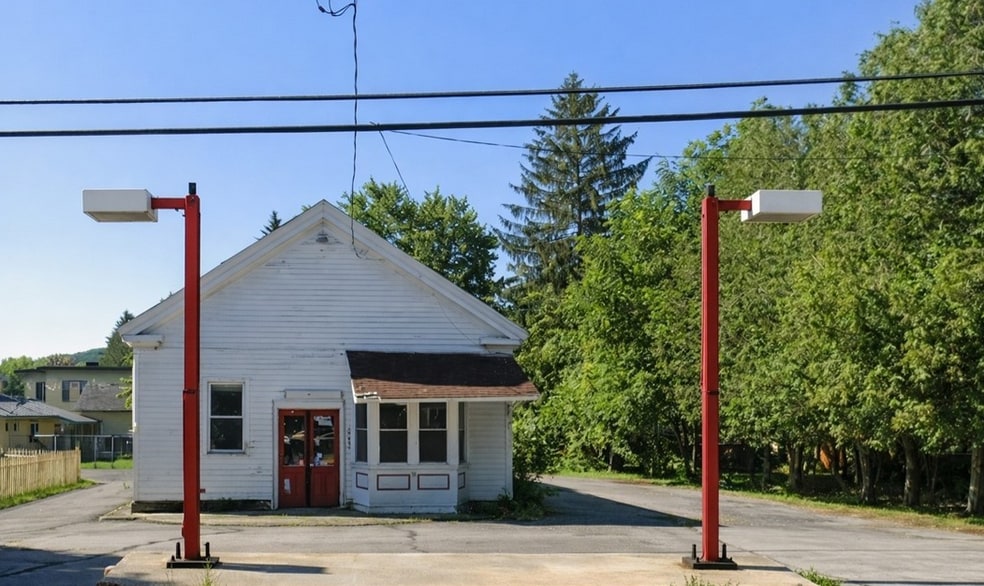 Primary Photo Of 2092 Main St, New Woodstock Freestanding For Sale