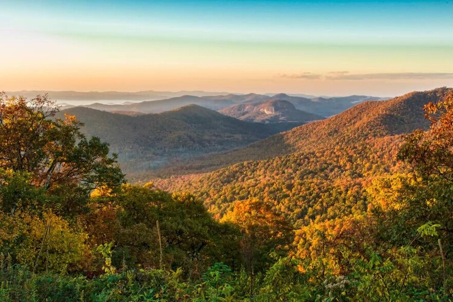 More Photos Of 275 Forest Gate Dr, Pisgah Forest Hotel For Sale