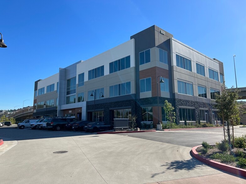 More Photos Of 888 S Brea Canyon Rd, Diamond Bar Medical For Lease