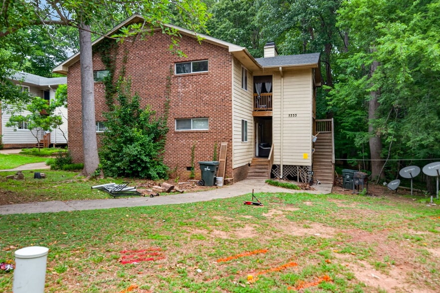 More Photos Of 5333 Wayne St, Raleigh Multifamily For Sale