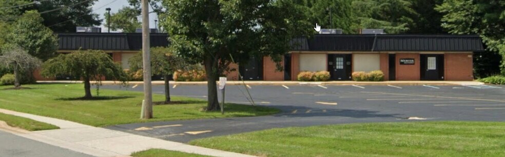 Primary Photo Of 750 Barksdale Rd, Newark Office For Lease
