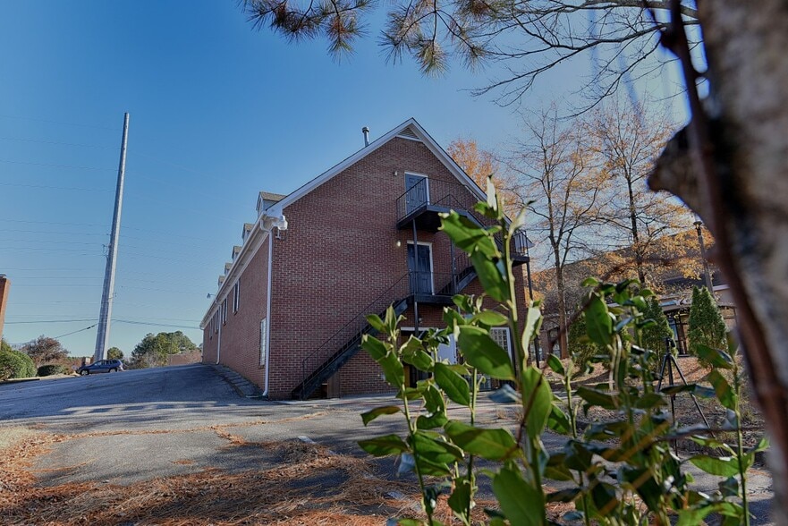 More Photos Of 2601 Sandy Plains Rd, Marietta Office For Sale