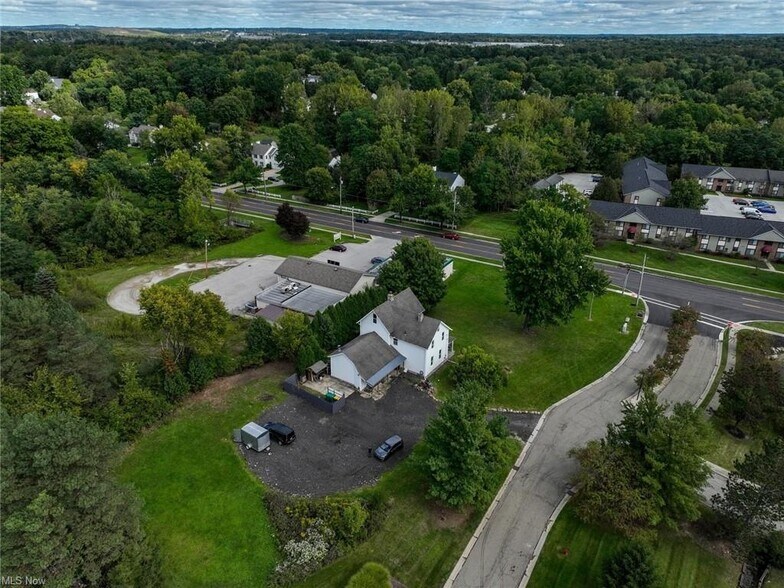 More Photos Of 10858 Ravenna Rd, Twinsburg Storefront Retail Office For Lease