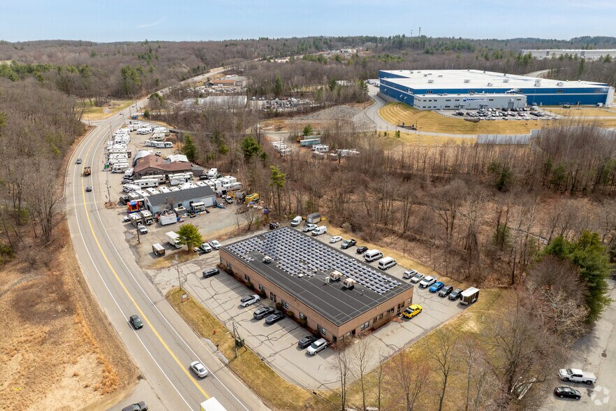 More Photos Of 140 Shrewsbury St, Boylston Flex For Sale