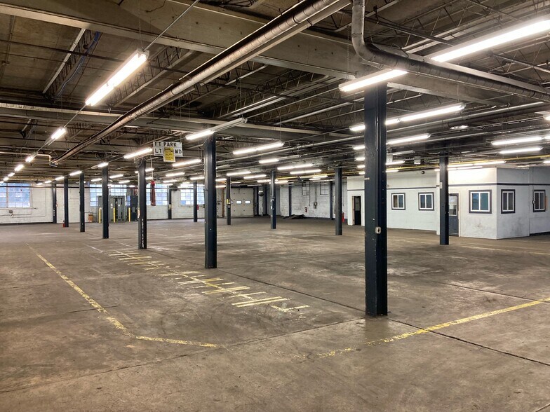 More Photos Of 137 US Highway 202, Ringoes Manufacturing For Sale