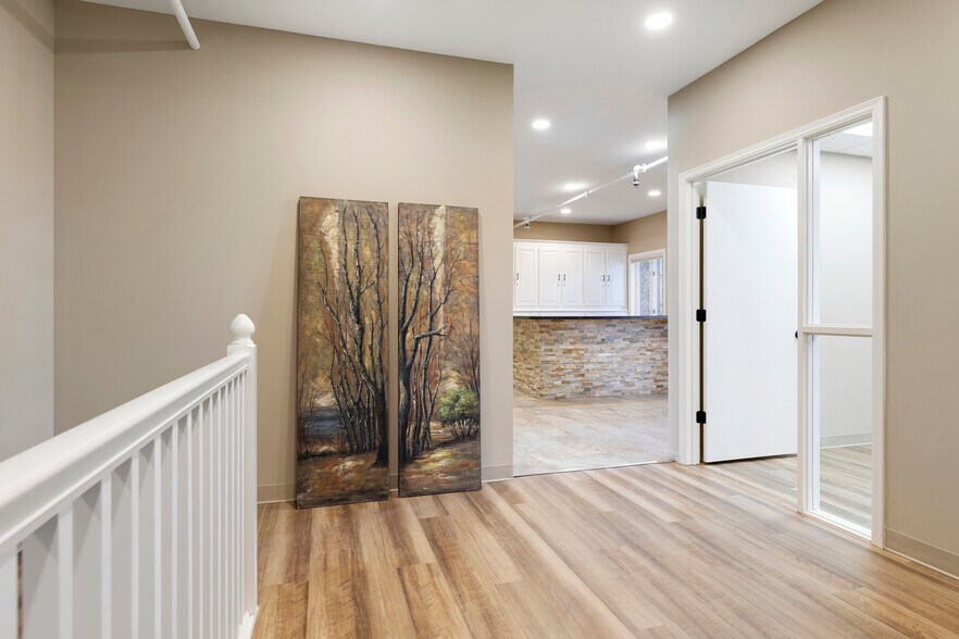 More Photos Of 11901-11909 Central Ave NE, Blaine Medical For Lease