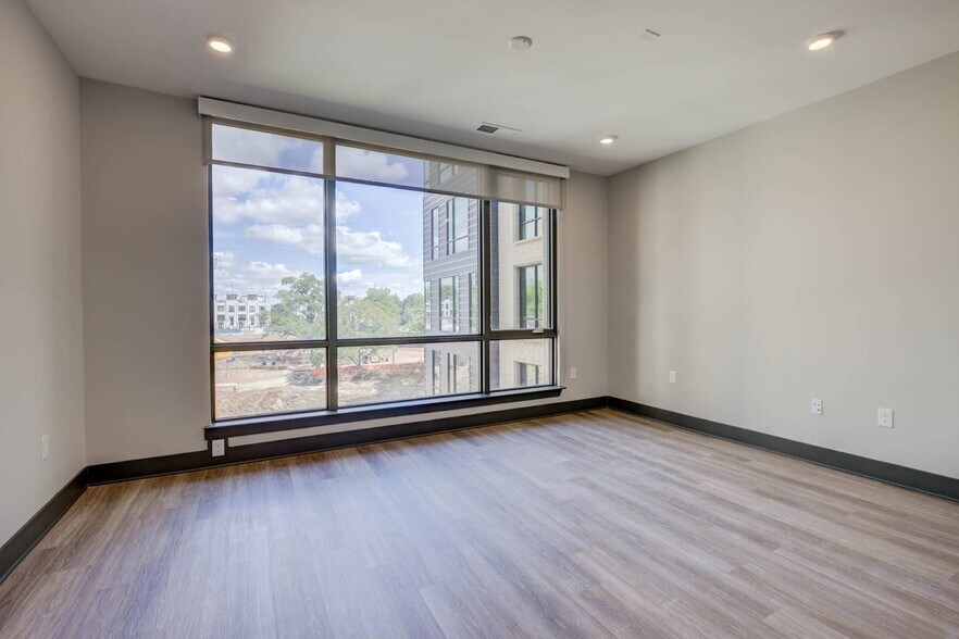 More Photos Of 352 S Walker St, Cary Apartments For Lease