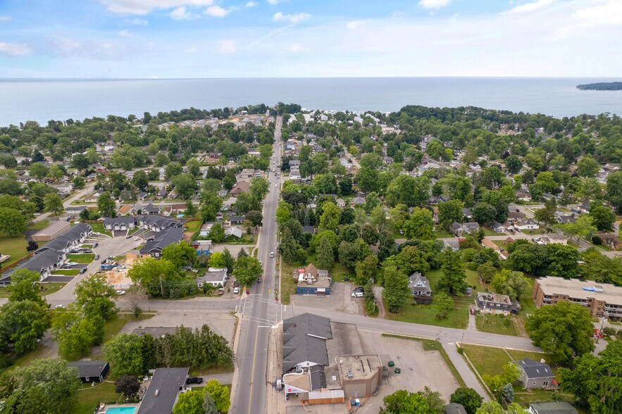 More Photos Of 3879 Rebstock Rd, Fort Erie Storefront Retail Residential For Sale