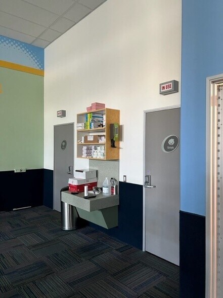 More Photos Of 507 NE Northgate Way, Seattle Apartments For Lease